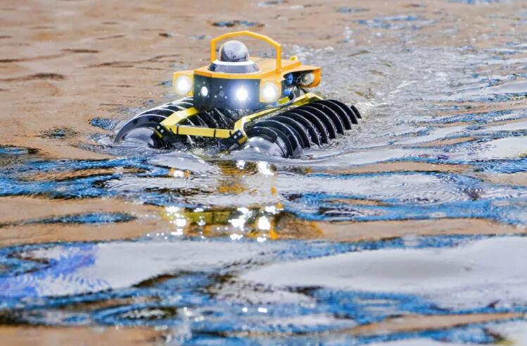 全地形應(yīng)急救援機(jī)器 全地形應(yīng)急救援機(jī)器